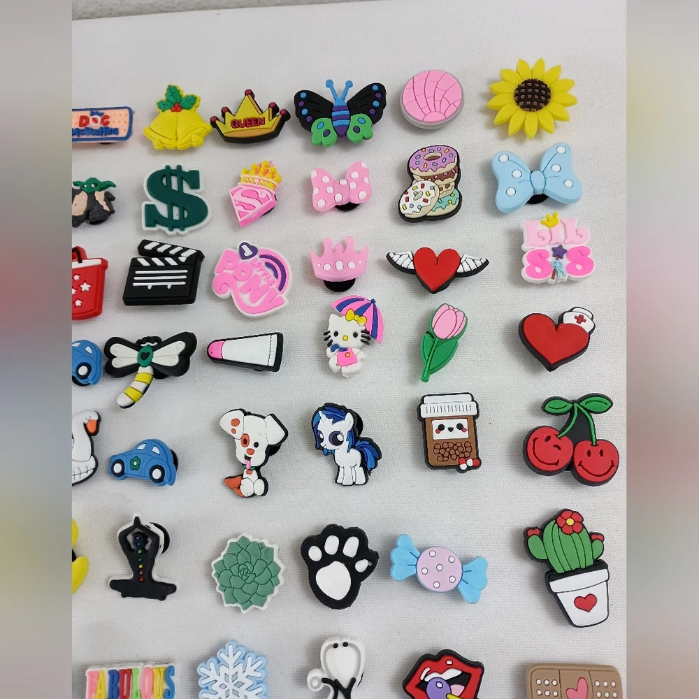 73 PC Lot of Croc Charms - Picture 7 of 7